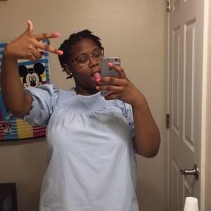 Meet your Posher, Davesha